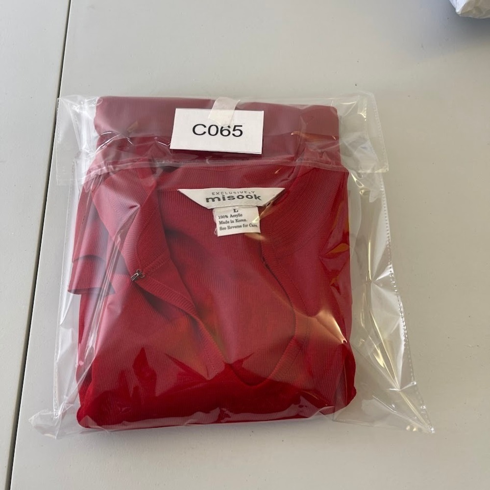 Exclusively‎ Misook Mock Neck Long Sleeve Acrylic Top Red Career Office Large - Picture 11 of 11